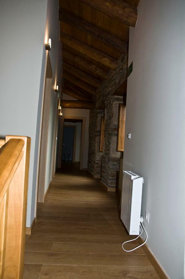 Pension Serrano Sarria Exterior photo